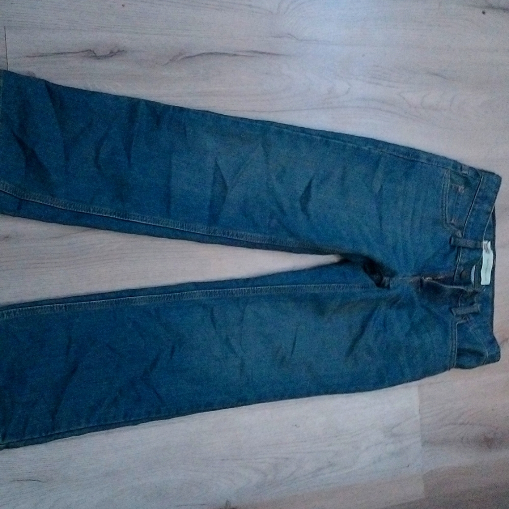 Levi jeans